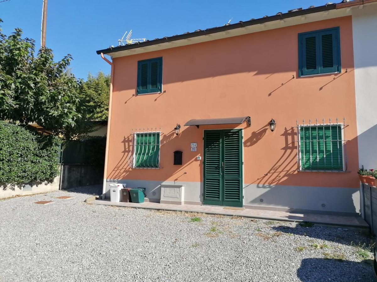 Villa La Casina Da Lilli Lucca Exterior foto